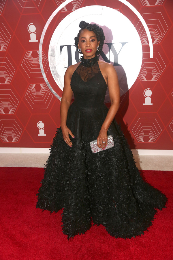 Photos: Stars Come Out to Celebrate on the Tony Awards Red Carpet! Image