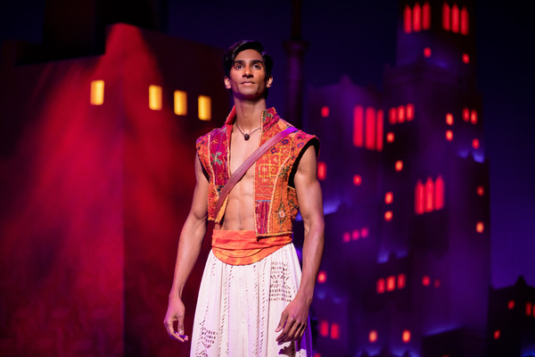 Photos: First Look at Michael Maliakel, Shoba Narayan & Michael James Scott in ALADDIN! Image