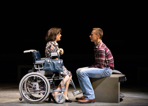 Photos: First Look at the National Theatre's THE NORMAL HEART  Image