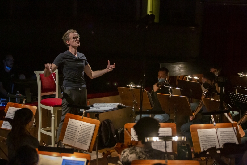 Calgary Opera Announces New Artistic Director Image