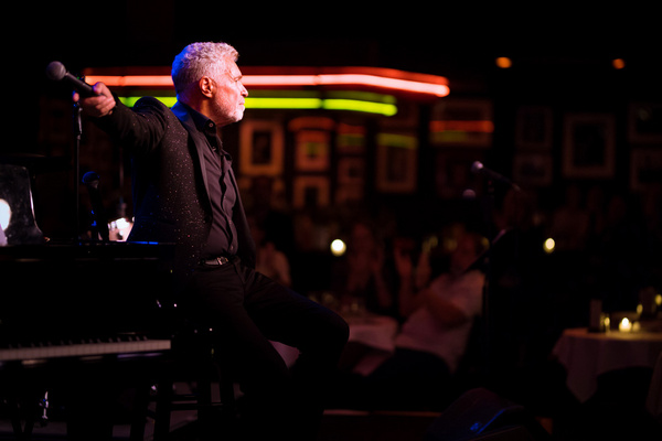 Photos: Clint Holmes Returns To Birdland Image