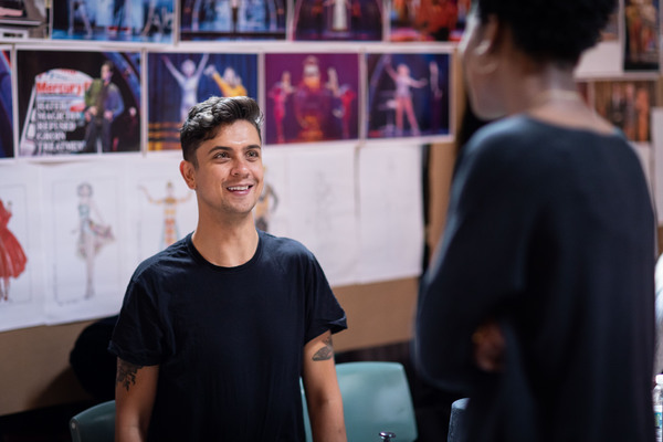 Photos: In Rehearsal For MAGIC GOES WRONG at the Apollo Theatre Image