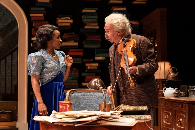 Review: MY LORD, WHAT A NIGHT at Ford's Theatre Image
