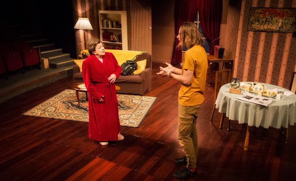 Photos: First Look at 4000 MILES at the Little Theatre Image