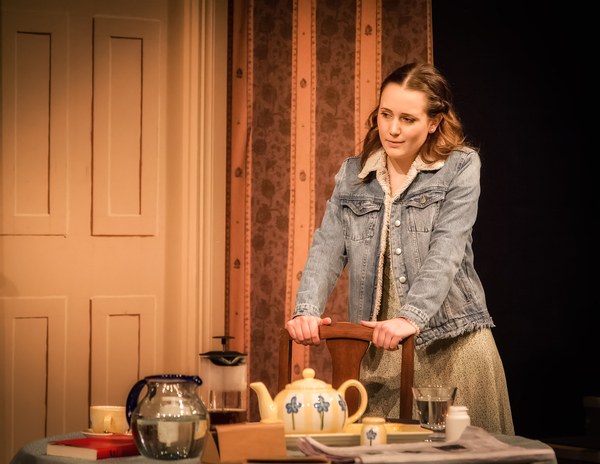 Photos: First Look at 4000 MILES at the Little Theatre Image