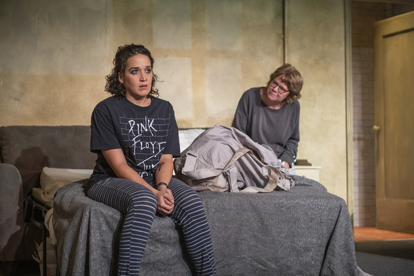 Photos: First Look at THIS WIDE NIGHT at Theater Wit Image