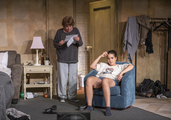 Photos: First Look at THIS WIDE NIGHT at Theater Wit Image