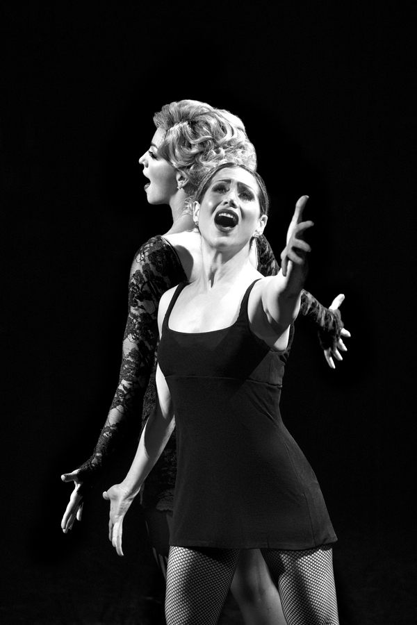 Photos: First Look Ana Villafañe, Bianca Marroquín & More in CHICAGO on Broadway Image