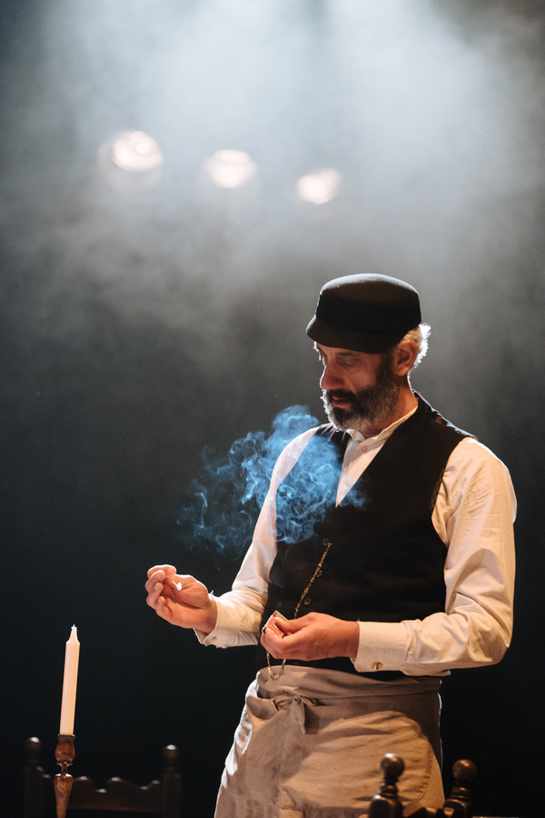 Photos: First Look at LOVE AND OTHER ACTS OF VIOLENCE at Donmar Warehouse Image