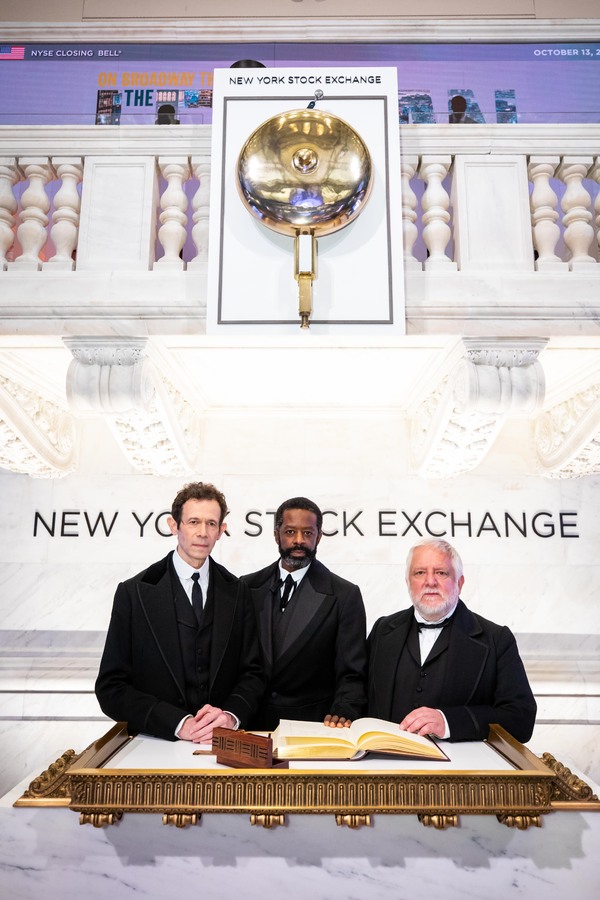 Photos: THE LEHMAN TRILOGY Cast Members Ring the Closing Bell at the New York Stock Exchange Image