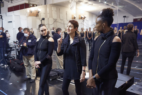 Photos: The Radio City Rockettes Rehearse For the 2021 CHRISTMAS SPECTACULAR Image
