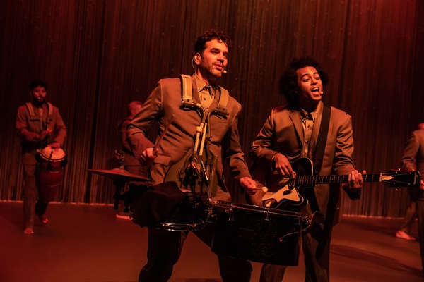 Photos: First Look at DAVID BYRNE'S AMERICAN UTOPIA Reopening on Broadway This Sunday Image