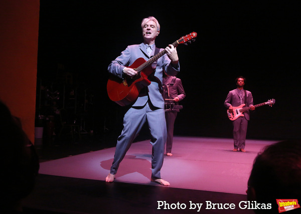 Photos: David Byrne's AMERICAN UTOPIA Re-Opens on Broadway Image