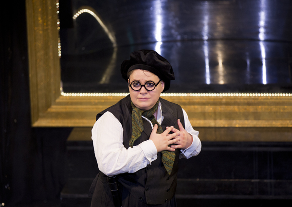 Photos: First Look at DORIAN at Reading Rep Theatre Image