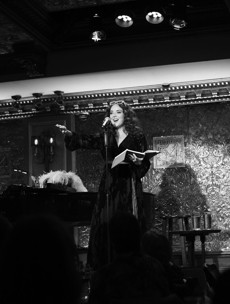 Photo Flash: MELISSA ERRICO SINGS HER NEW YORK at Feinstein's/54 Below by Helane Blumfield 