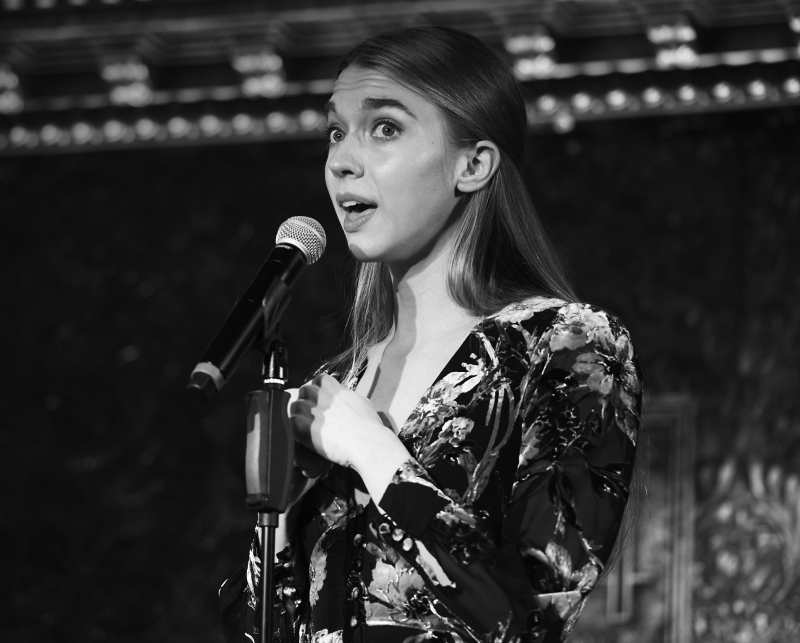 Photo Flash:  Helane Blumfield Records WOMEN OF THE WINGS VOLUME III at Feinstein's/54 Below Image
