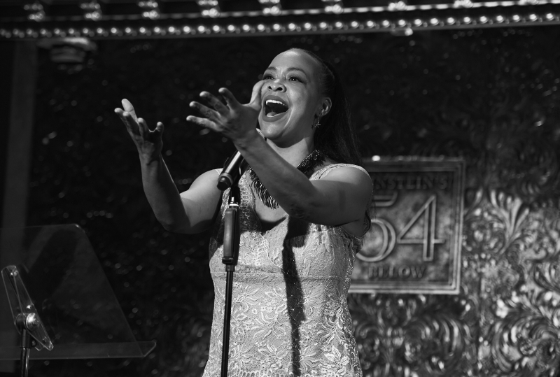 Photo Flash:  Helane Blumfield Records WOMEN OF THE WINGS VOLUME III at Feinstein's/54 Below Image