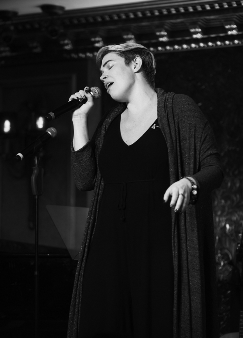 Photo Flash:  Helane Blumfield Records WOMEN OF THE WINGS VOLUME III at Feinstein's/54 Below Image