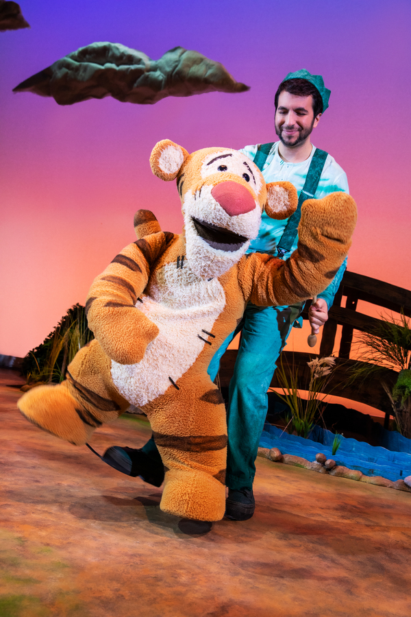 Photos: First Look at the Cast (and Puppets) of WINNIE THE POOH Image