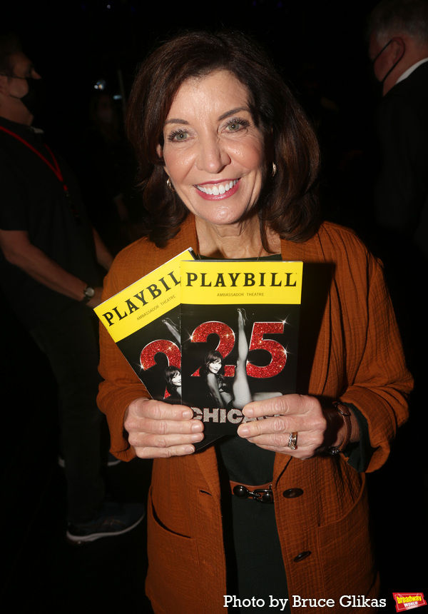 Photos: New York Governor Kathy Hochul Visits CHICAGO on Broadway Image