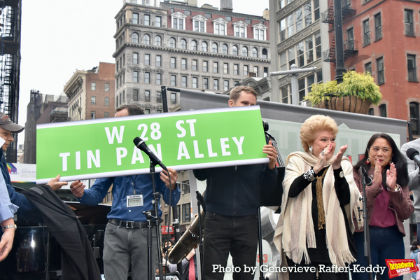 Photos: Billy Stritch, Marilyn Maye, Klea Blackhurst & More Come Out to Celebrate Tin Pan Alley Day  Image