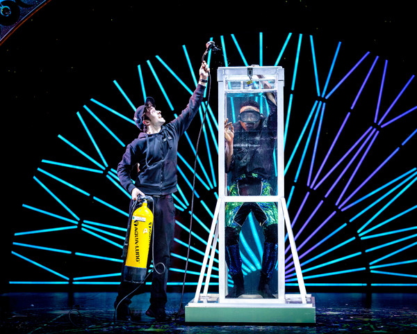 Photos: First Look at MAGIC GOES WRONG, Now Playing at the Apollo Theatre Image