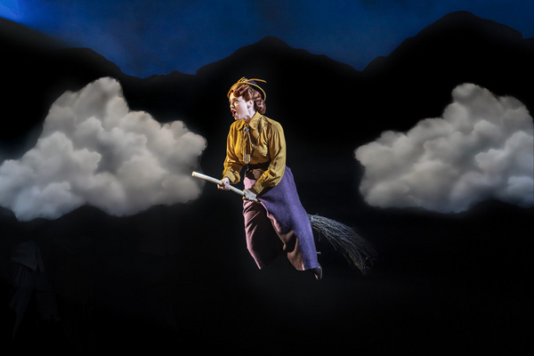 Photos: First Look at BEDKNOBS AND BROOMSTICKS at The King's Glasgow 