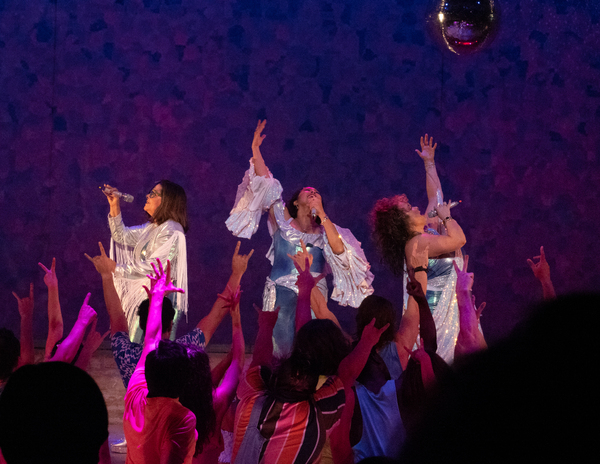 Photos: Curtain Call Of MAMMA MIA! At La Mirada Theatre Image