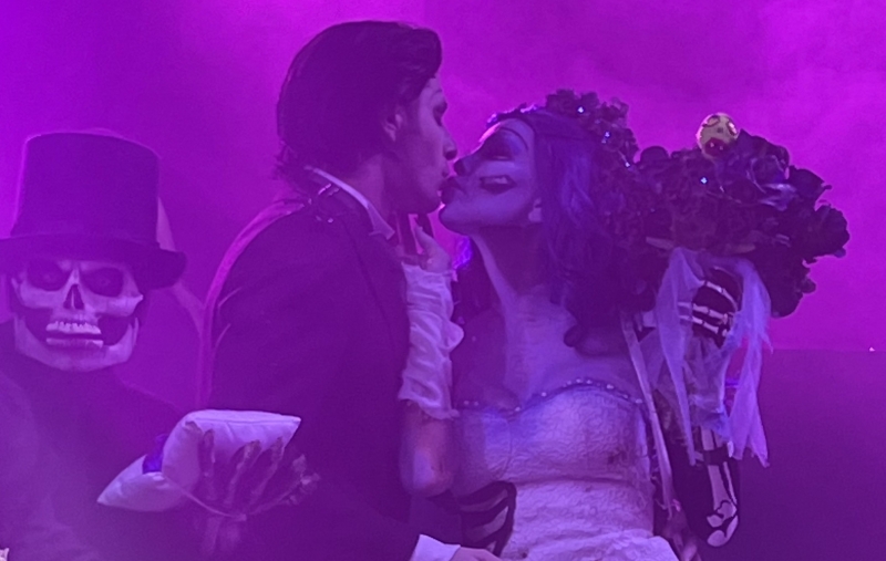 Review: RUPAUL'S DRAG RACE STARS HEADLINE 'ZOMBIELAND' AT AMERICAN DREAM at Nickelodeon Universe Theme Park Image