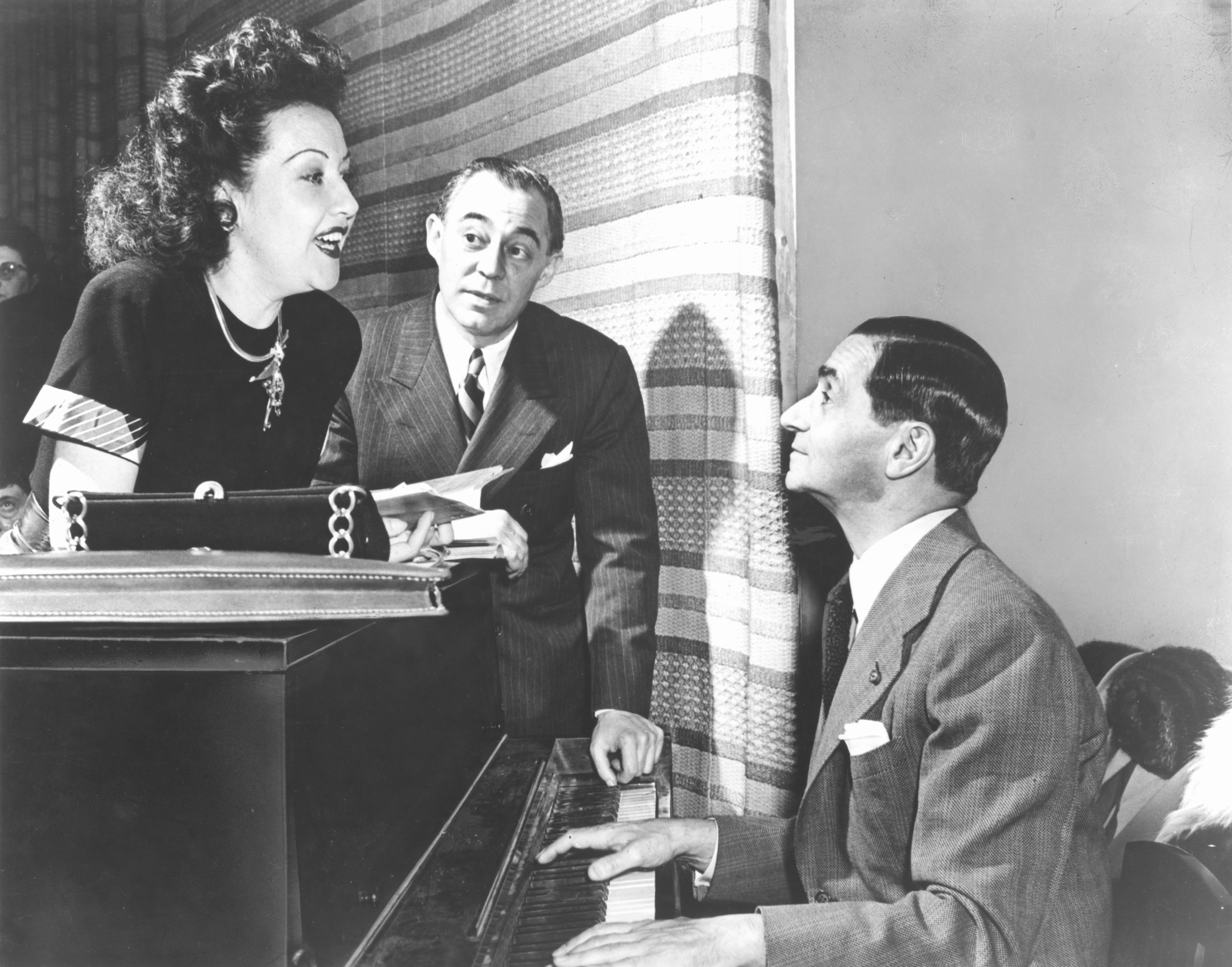 Learn All About Irving Berlin's ANNIE GET YOUR GUN and Celebrate Broadway's Return with #NoBusinessLikeShowBusiness Image