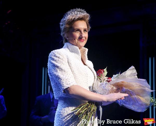 Photos: DIANA, THE MUSICAL Company Takes First Broadway Bows Image