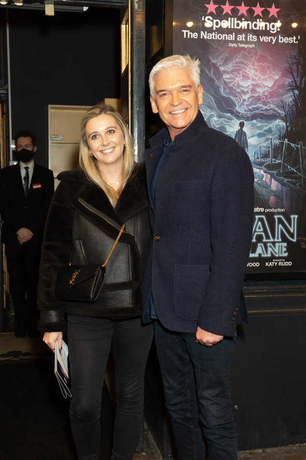 Photos: THE OCEAN AT THE END OF THE LANE Opens in the West End Image