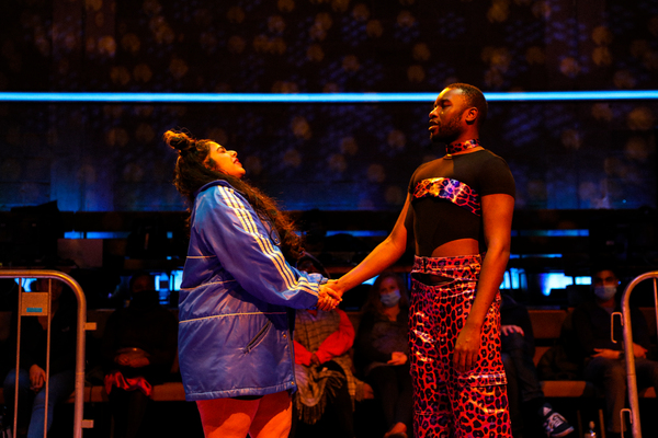 Photos: First Look At SUNDOWN KIKI at Young Vic Taking Part 