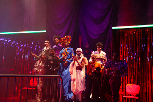 Photos: First Look At SUNDOWN KIKI at Young Vic Taking Part Image