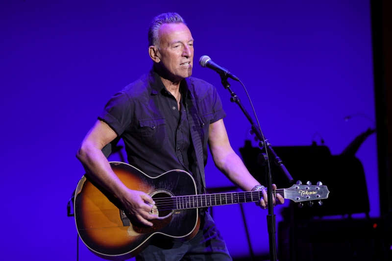 Photos: Bruce Springsteen & More Perform at the 15th Annual Stand Up For Heroes in NYC 