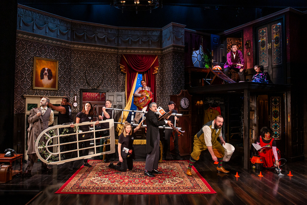 Photos: First Look at the New Cast of THE PLAY THAT GOES WRONG Image
