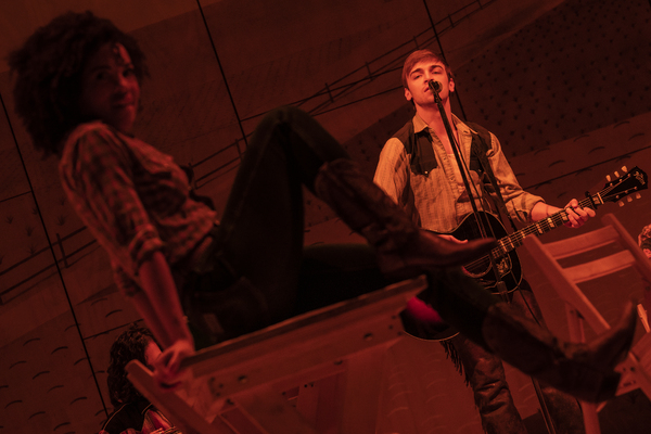 Photos: First Look at the National Tour of OKLAHOMA! Image