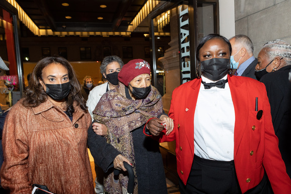 Photos: Lilli Cooper, Adam Jacobs, Kate Rockwell & More Take Part in THE EYES OF THE WORLD Image