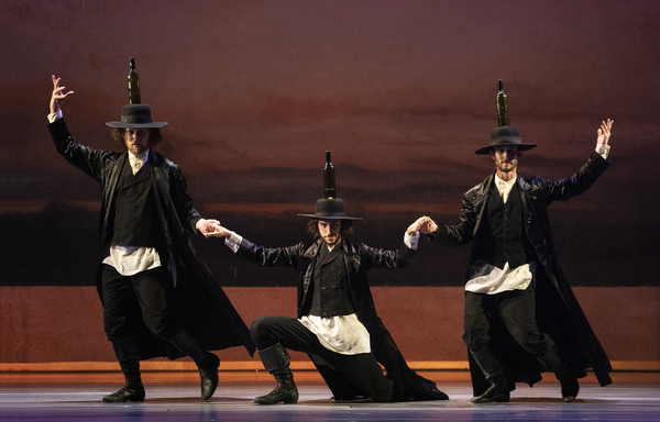 Photos: First Look at the FIDDLER ON THE ROOF National Tour Image