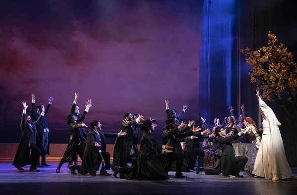 Photos: First Look at the FIDDLER ON THE ROOF National Tour Image