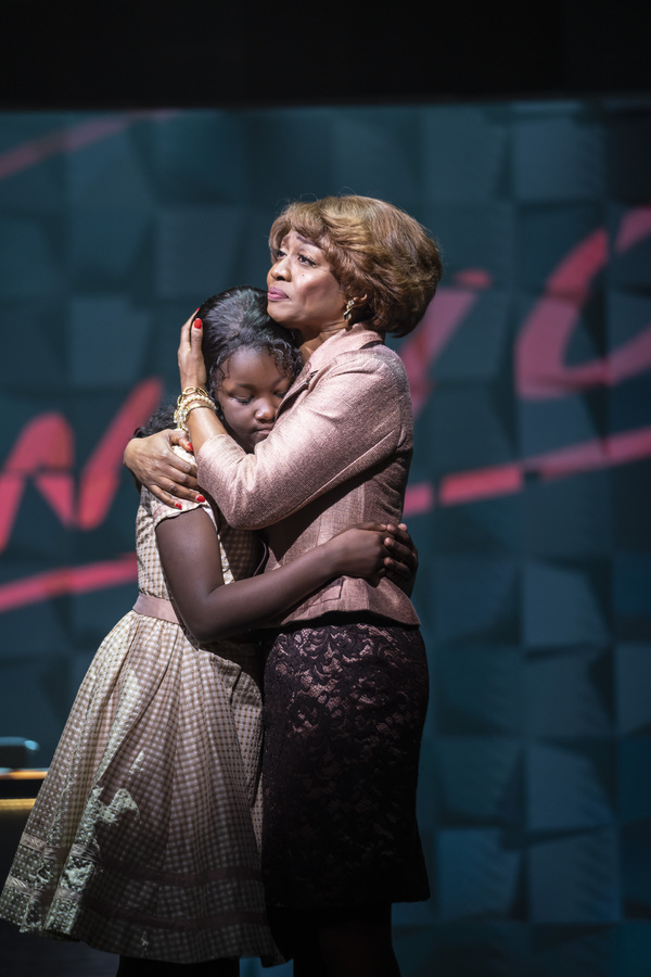 Photos: First Look at THE DRIFTERS GIRL at The Garrick Theatre Image