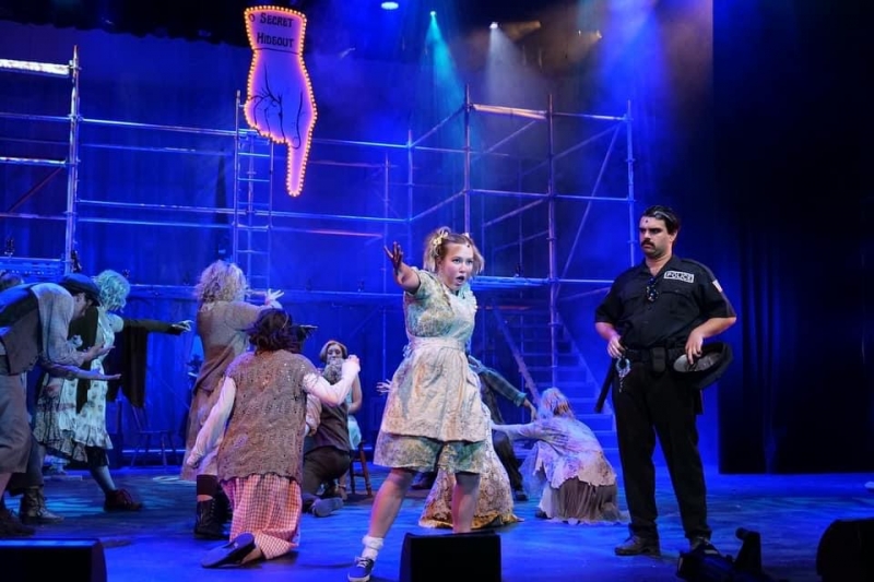 Review: Belmont University Musical Theatre Comes Roaring Back With Fabulous URINETOWN THE MUSICAL 