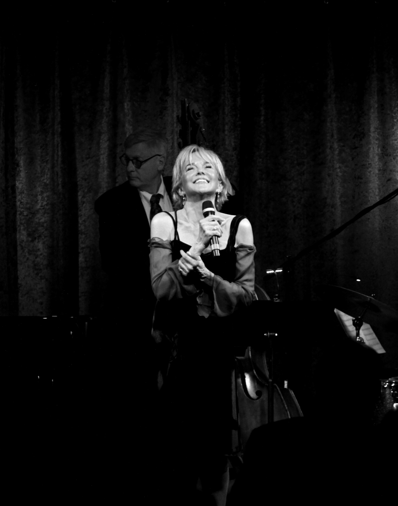 Review: Linda Purl Gets Birdland Theater IN THE MOOD With Sensational SONGS FOR JUMPING BACK INTO LIFE!  Image