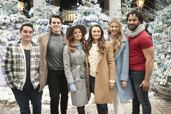 Photos: FROZEN and its Stars Take Over Covent Garden Image