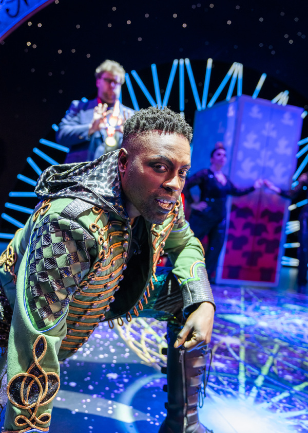 Photos: Check Out All New Photos of MAGIC GOES WRONG in Action Image