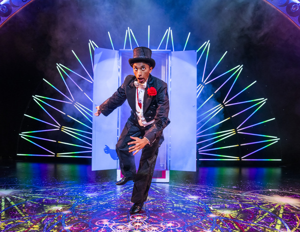 Photos: Check Out All New Photos of MAGIC GOES WRONG in Action Image