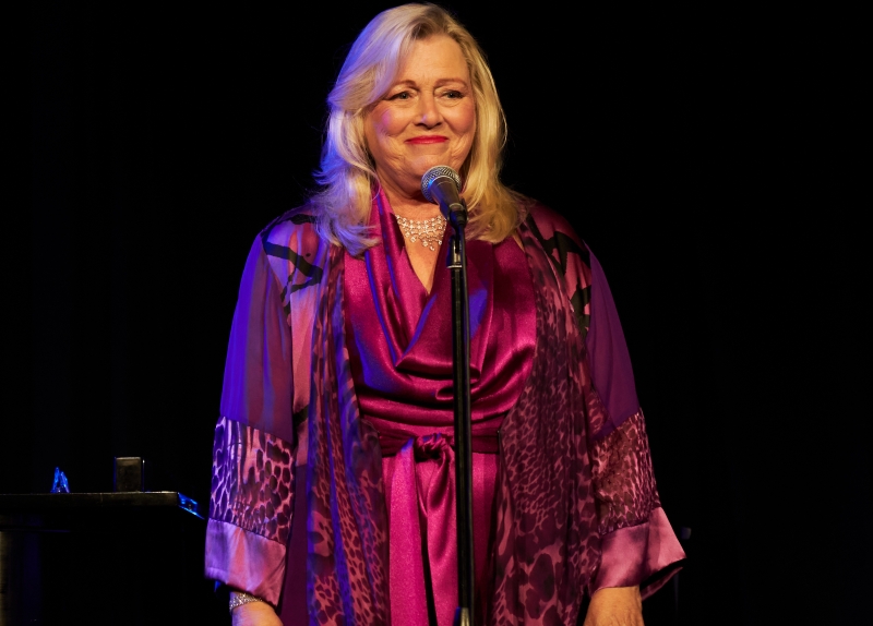 Photo Flash: Helane Blumfield Captures on Camera the Cabaret Debut of LINDA KAHN in SAY YES! at The Triad  Image