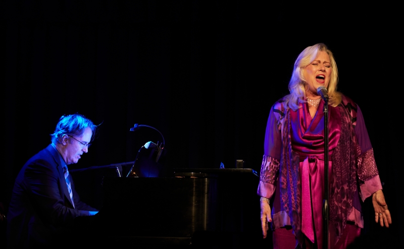 Photo Flash: Helane Blumfield Captures on Camera the Cabaret Debut of LINDA KAHN in SAY YES! at The Triad 