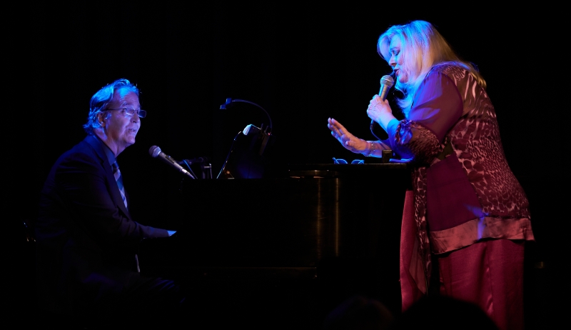 Photo Flash: Helane Blumfield Captures on Camera the Cabaret Debut of LINDA KAHN in SAY YES! at The Triad 