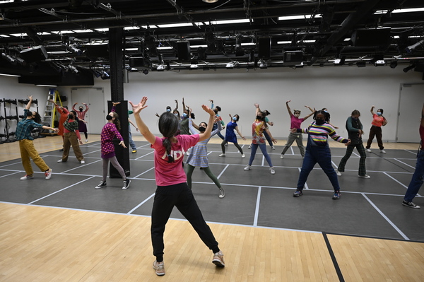 BWW Exclusive: NDI Dance Students Prep for ANNIE LIVE! with a Visit from Andrea McArdle! Image